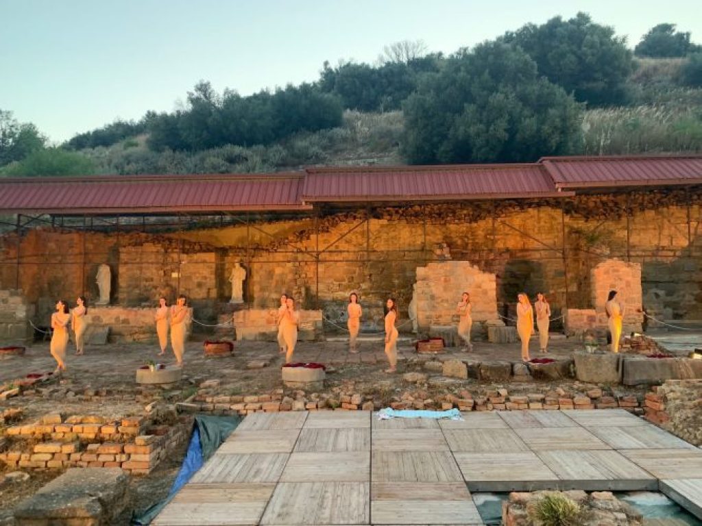 Tusa. 29 giovani danzatori in scena nell'area archeologica di Alesa