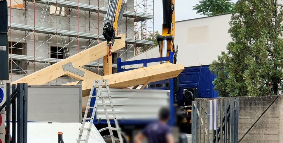 Morti sul lavoro, "lo Stato s'indigna, s'impegna, poi getta la spugna con gran dignità"