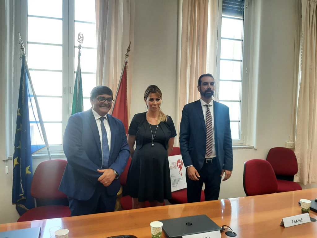 Mega, Siracusano e Basile