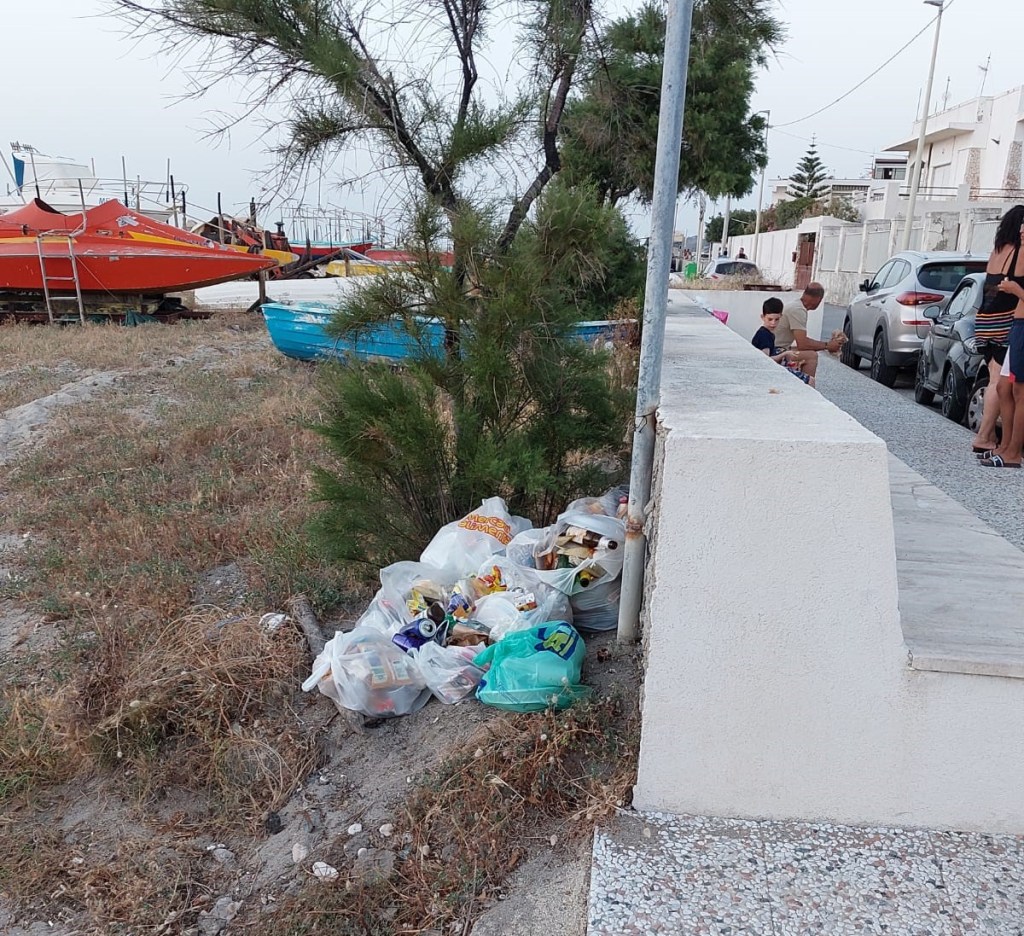 Merssina. Spazzatura a Rodia