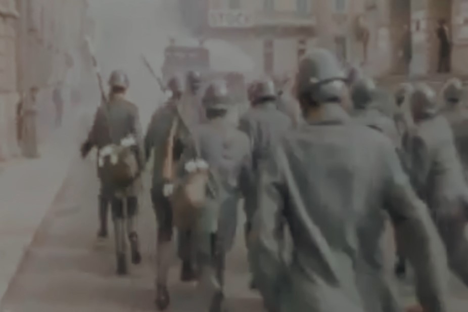 Un'immagine dei "Fatti di Reggio" del 1970