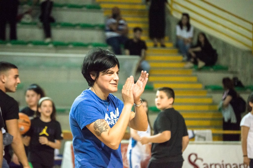 coach mara buzzanca dell'alma patti basket