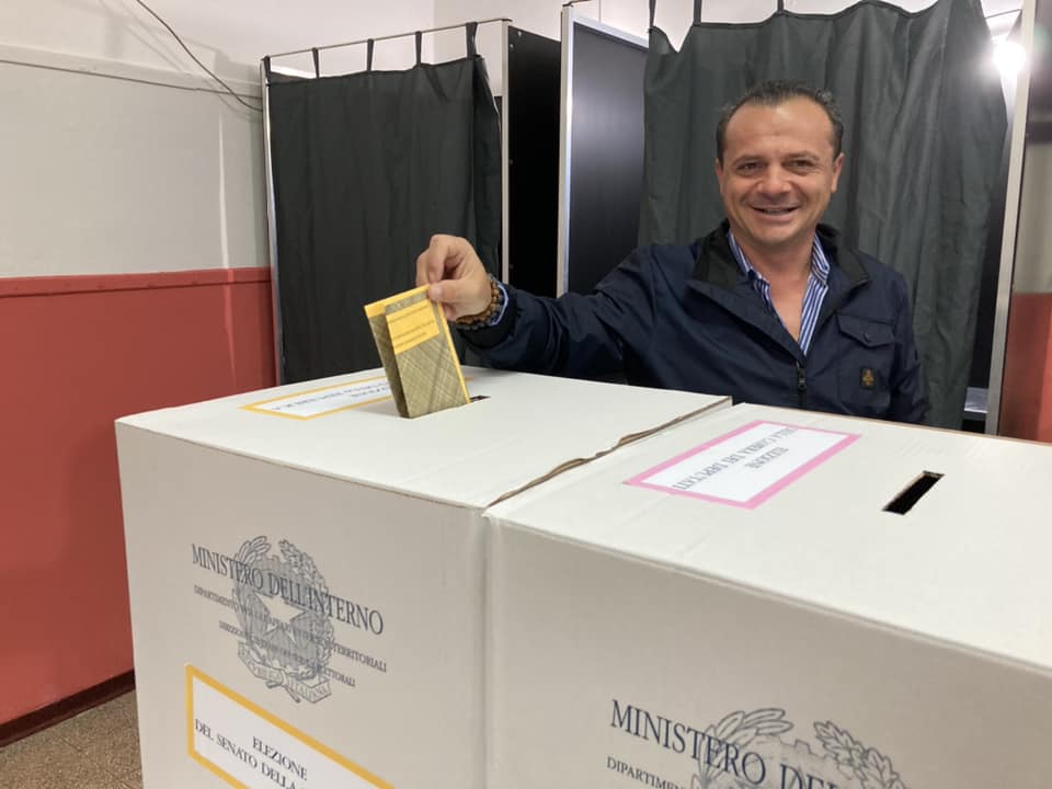 Messina a due velocità: il deserto delle segreterie e il fenomeno super organizzato De Luca, elezioni regionali 2022