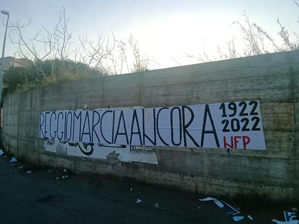 Centenario della Marcia su Roma, a Reggio spunta striscione neofascista