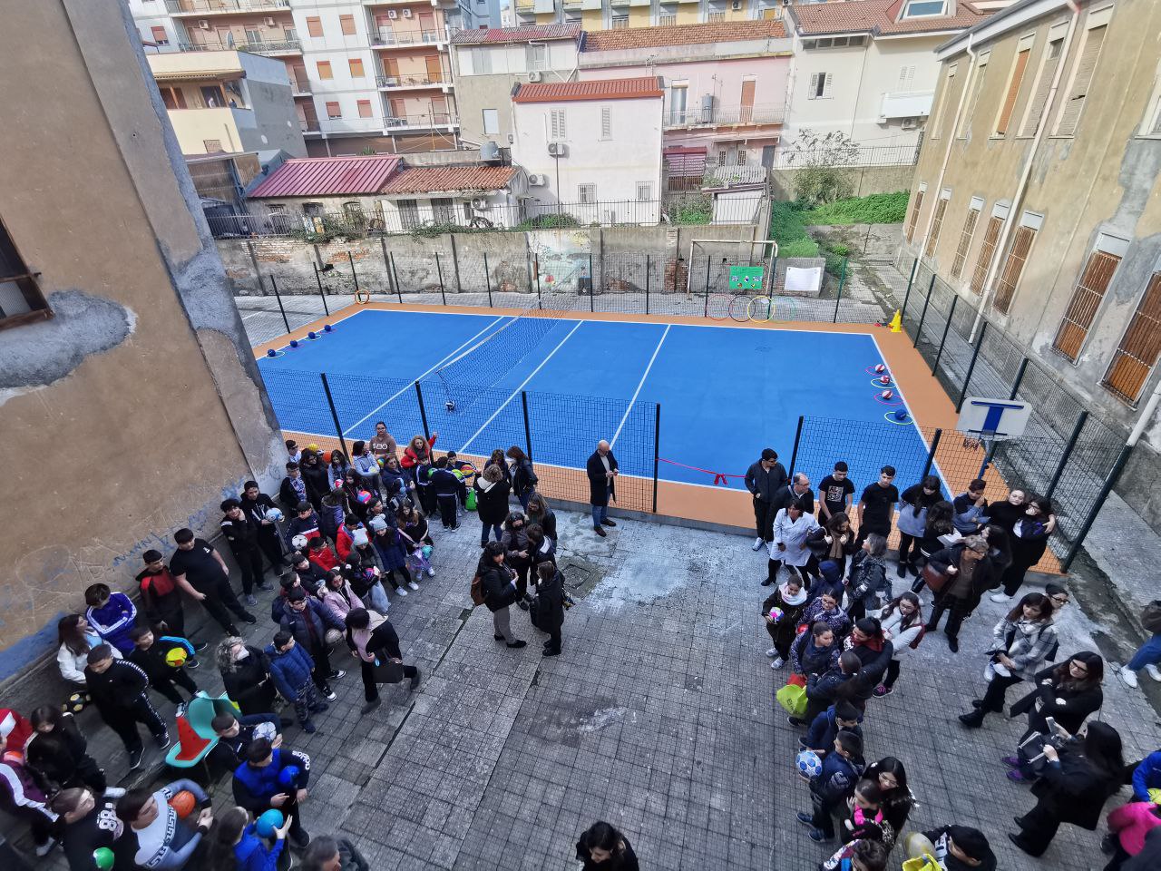 Un campo polivalente per l'Istituto Giovanni XXIII il dono della