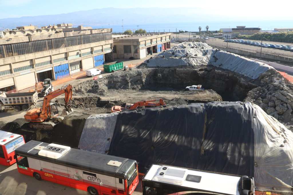 piazzale atm, domani via alla bonifica dopo il rischio esplosione