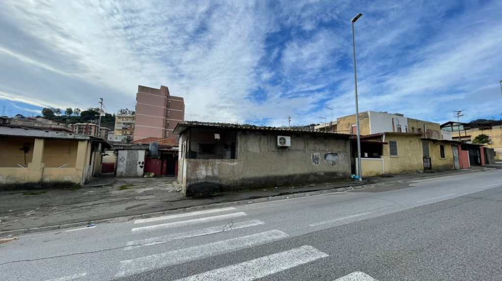 Risanamento Messina: basta baracca e sì alla casa per 21 persone fragili Baracche a Messina