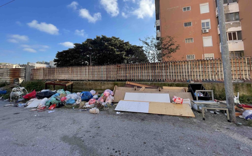 Anno nuovo discarica vecchia all'isolato 13: era stata bonificata a dicembre VIDEO