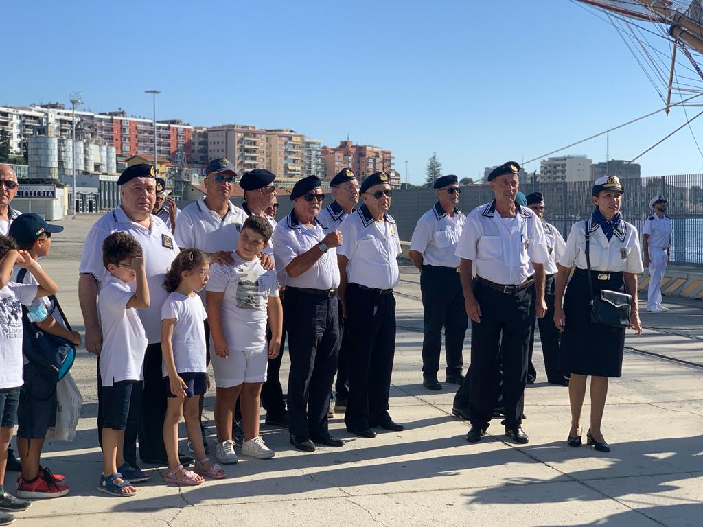i marinai dell'Anmi costretti a lasciare il Porto di Reggio Calabria