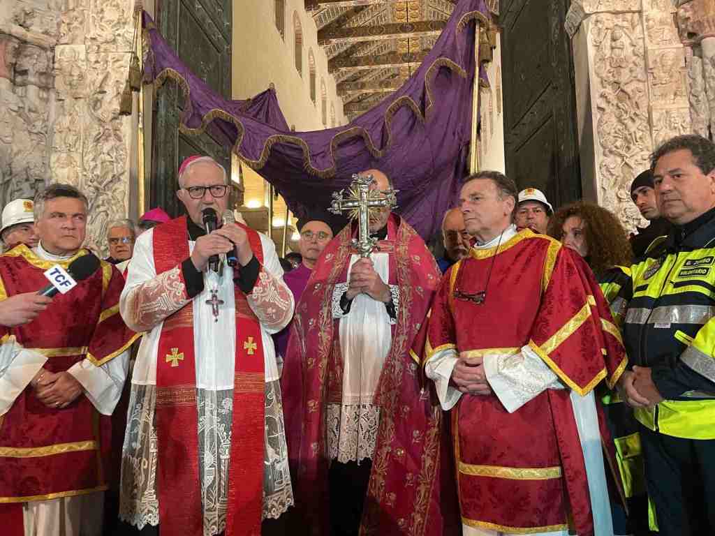 Le Barette. L'arcivescovo: "Risorgiamo nella fede per liberarci dalle dipendenze"