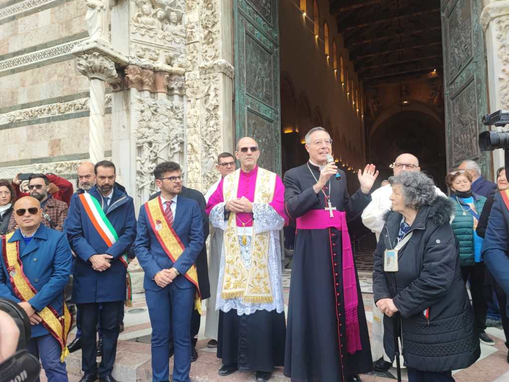 Monsignor Di Pietro: "Messina risorga con una stagione di pace e benessere"