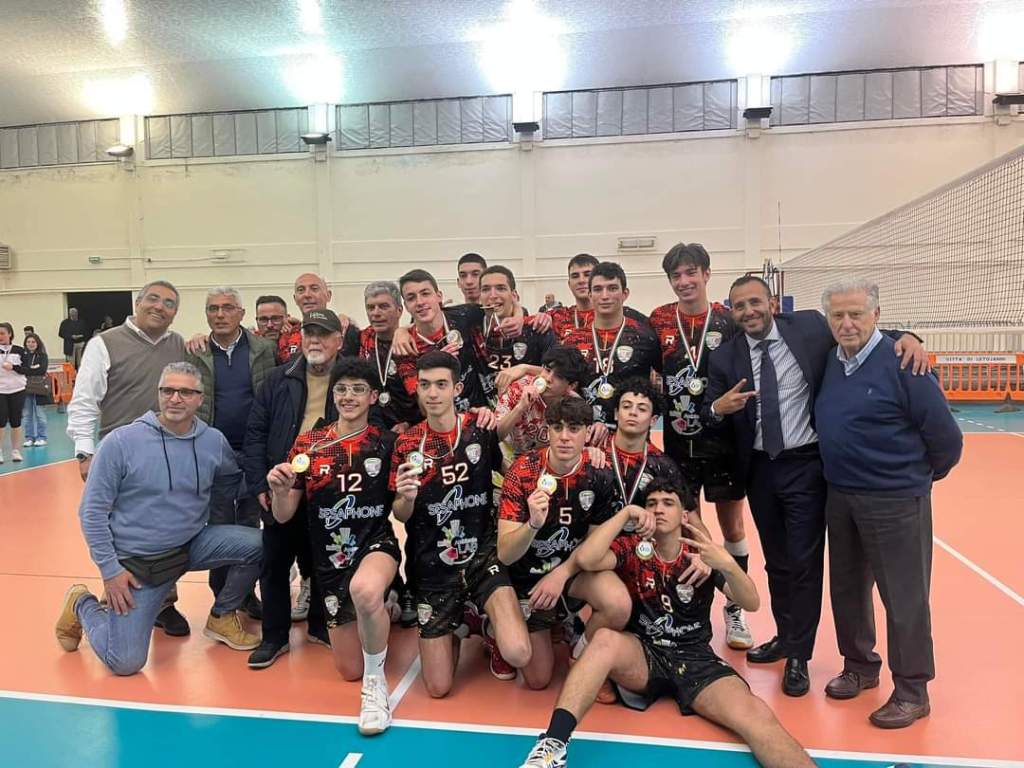 Al Team Volley Messina i titoli territoriali under 18 femminile e under 19 maschile, alla Play Volley Barcellona quello under 17 maschile. Già avviate le fasi interterritoriali