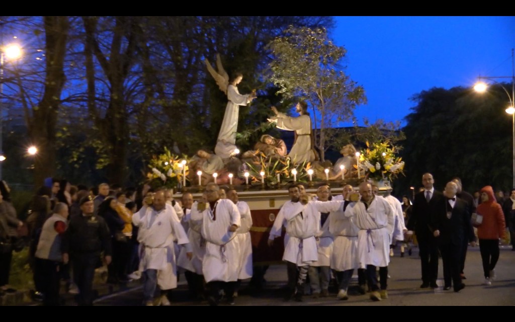 "Gesù nell'orto degli ulivi", l'appello: "Cercansi portatori per la baretta in legno"
