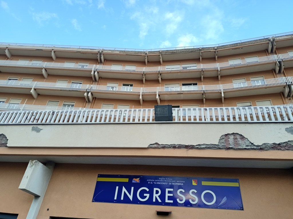 Muore al Policlinico di Messina 3 mesi dopo l'operazione a Taormina, 3 medici indagati