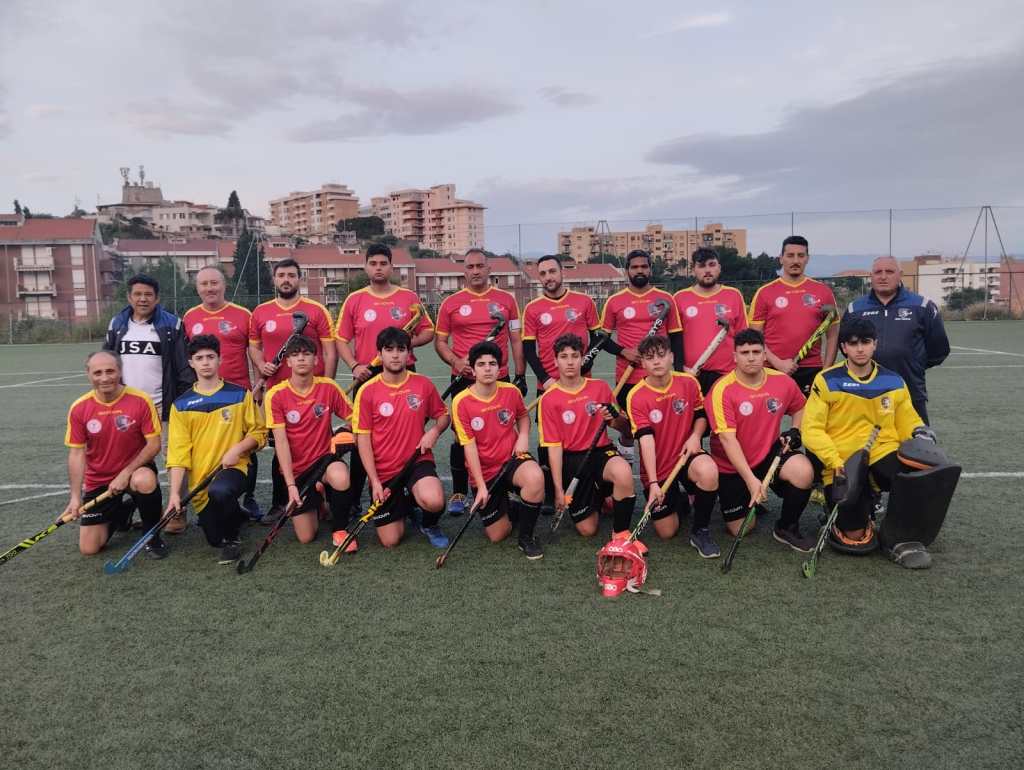 squadra di hockey dell'unime schierata