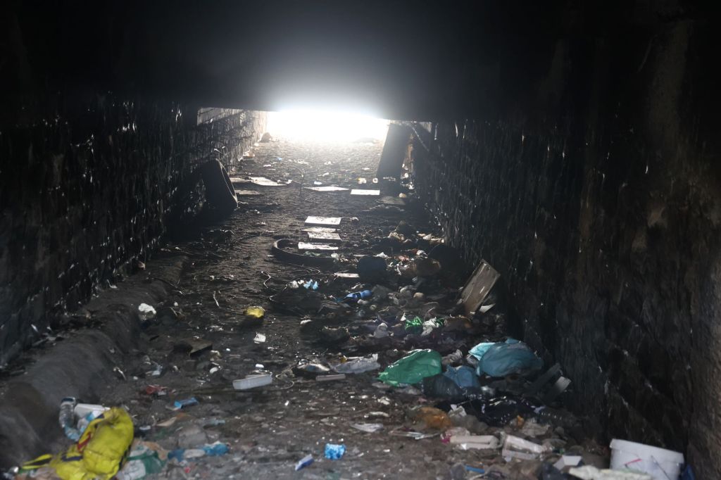 Il mare negato. Maregrosso e la spiaggia dimenticata VIDEO