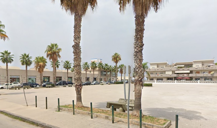 villafranca tirrena piazza a de curtis