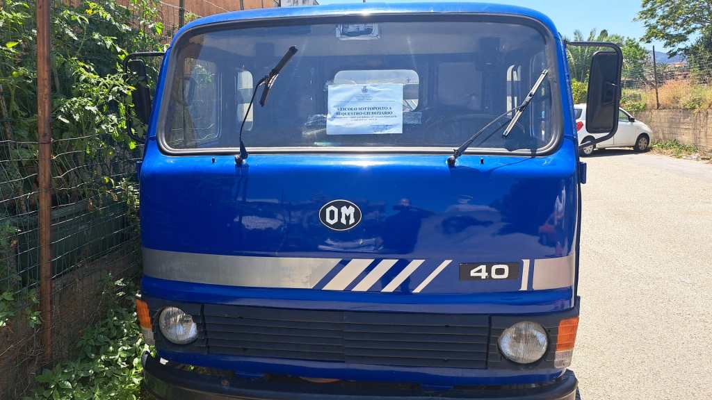 Trasporto di rifiuti speciali e rampa non autorizzati, interviene la polizia metropolitana FOTO e VIDEO