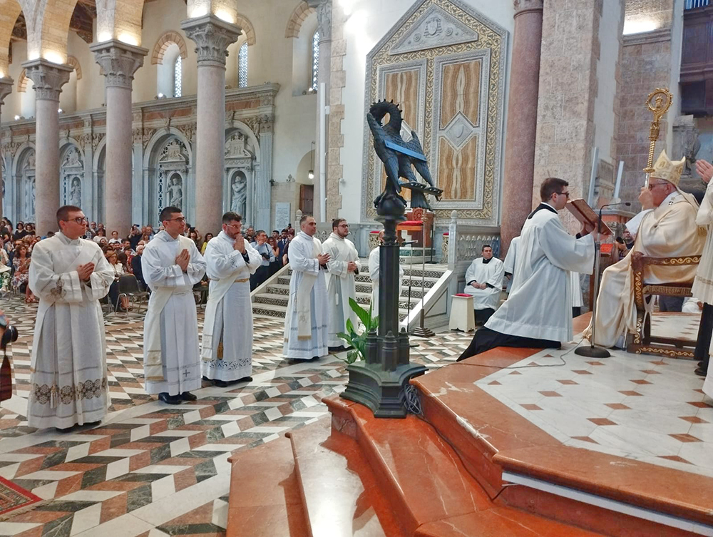 La Chiesa messinese si è arricchita di sei nuovi sacerdoti. Ordinati da
