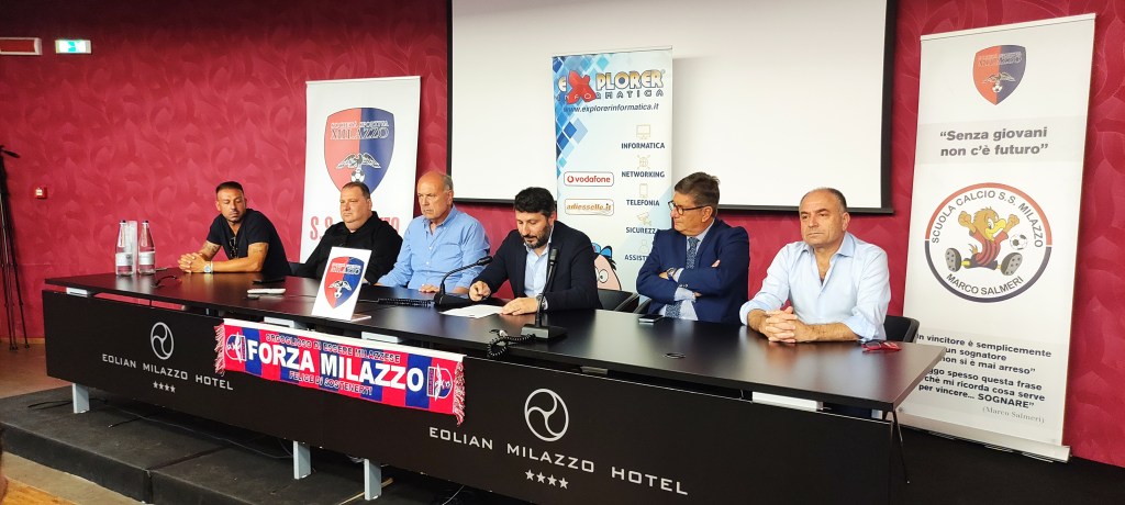 Si è svolta sabato 29 luglio la conferenza stampa di presentazione dei vertici societari e degli staff tecnici. Presente Sandro Morgana, presidente del Comitato Regionale Sicilia Figc. Iniziato il ritiro