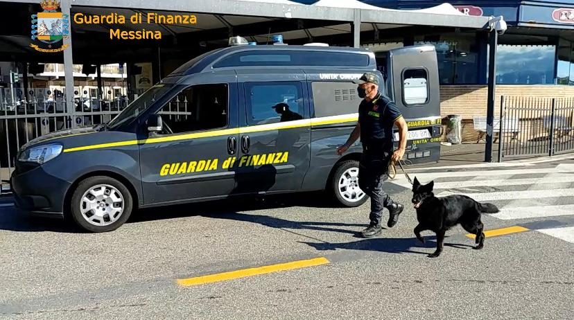 gdf cane antidroga traghetti messina