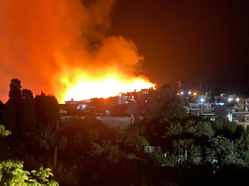 Incendio villafranca tirrena frazione calvaruso