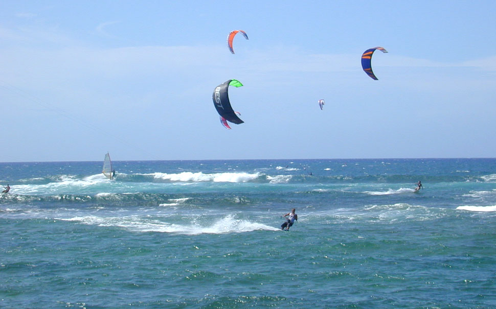 kite surfing