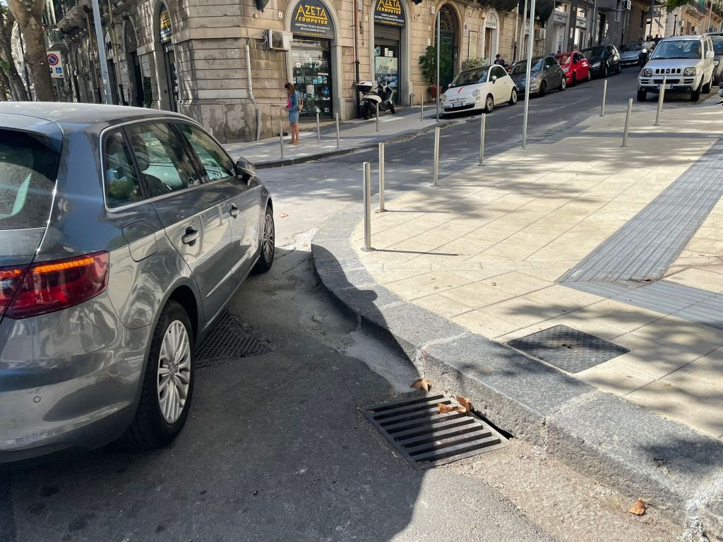 corso cavour parcheggio strada