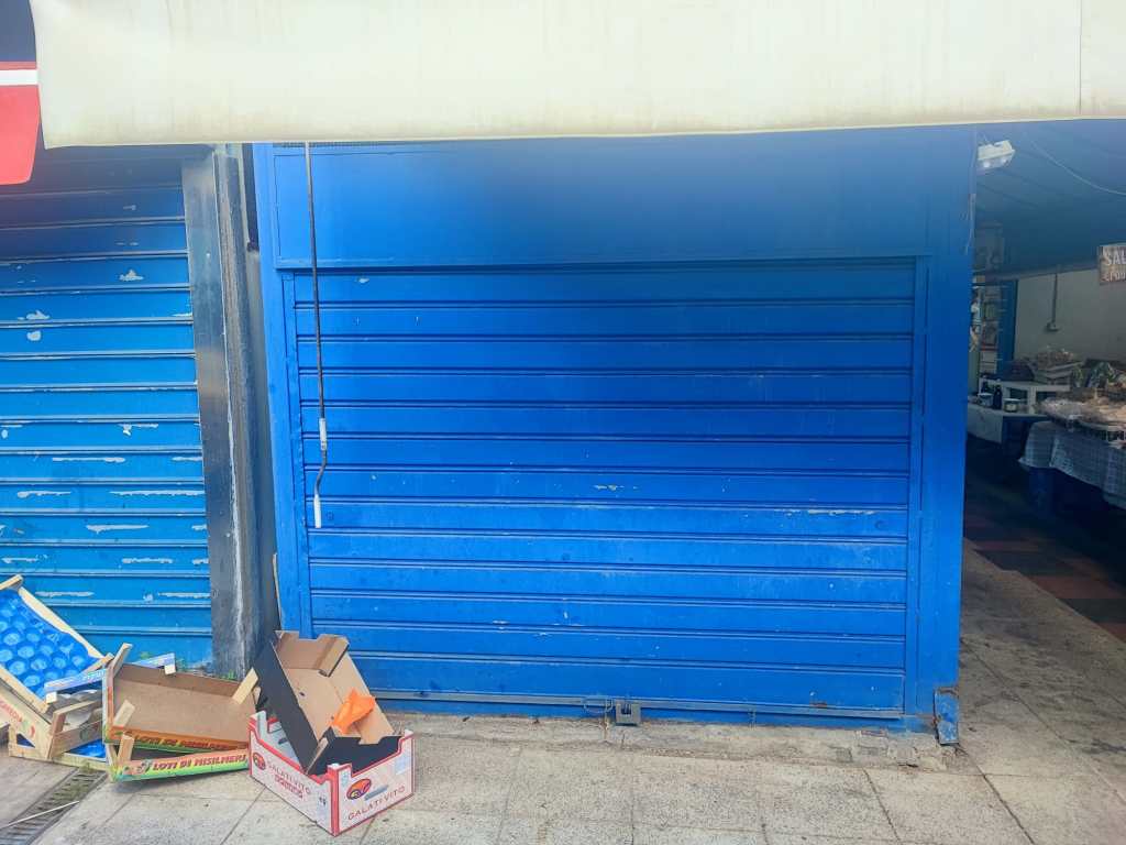 box chiuso mercato Sant'Orsola