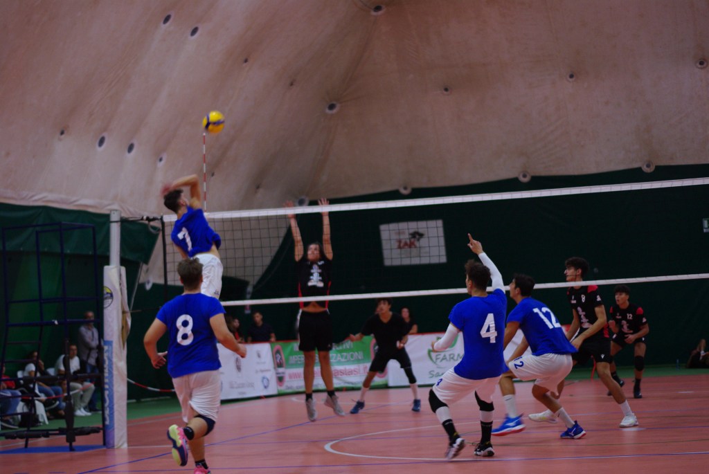 Allenamento congiunto contro Intermedia Volley