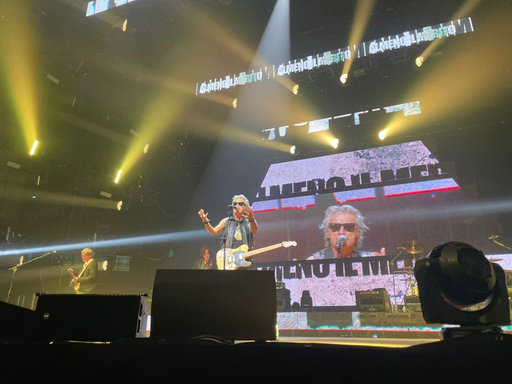 Ligabue al Palarescifina