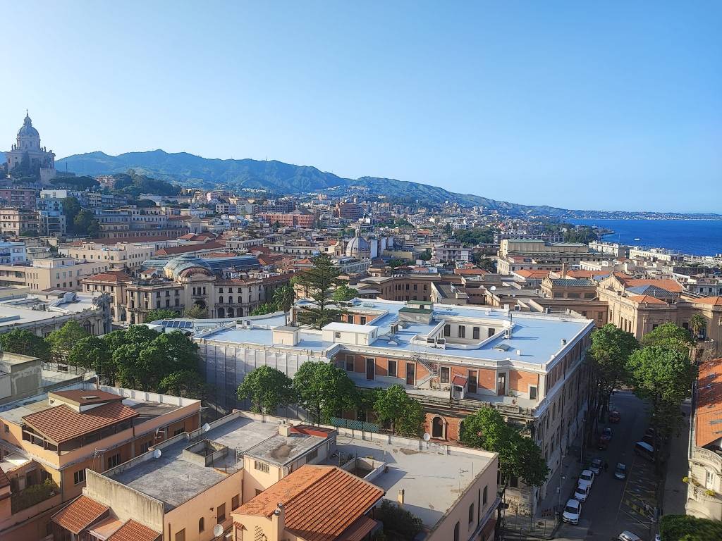 Messina dall'alto