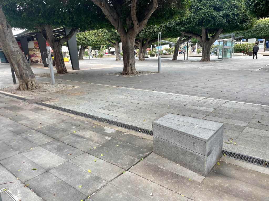 nuova illuminazione piazza cairoli