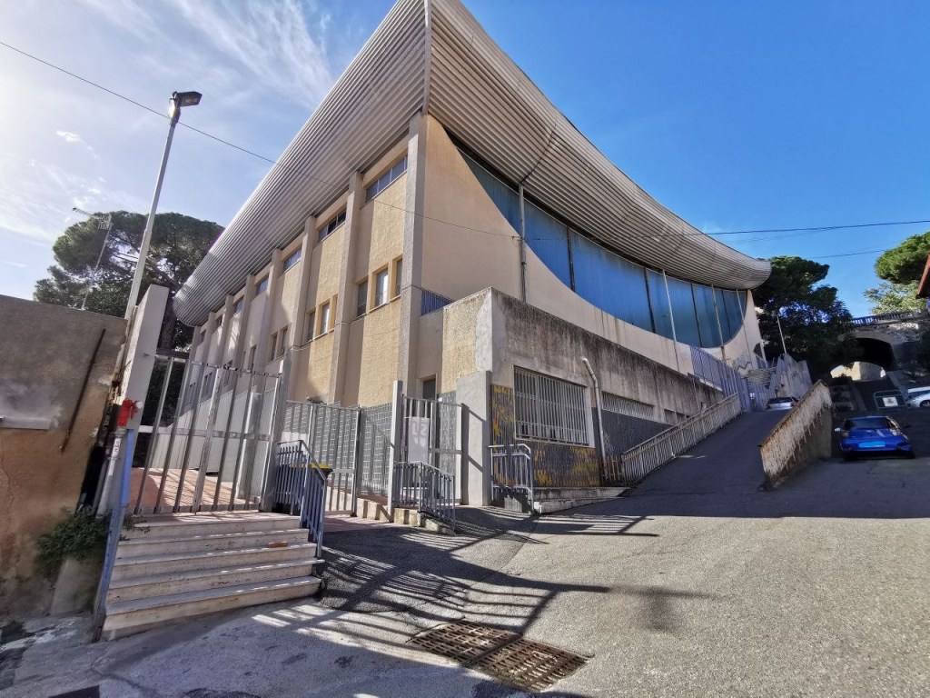 esterno PalaTracuzzi