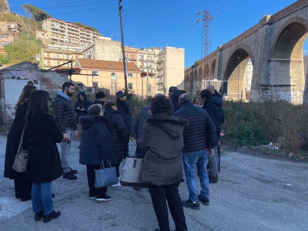 camaro sottomontagna