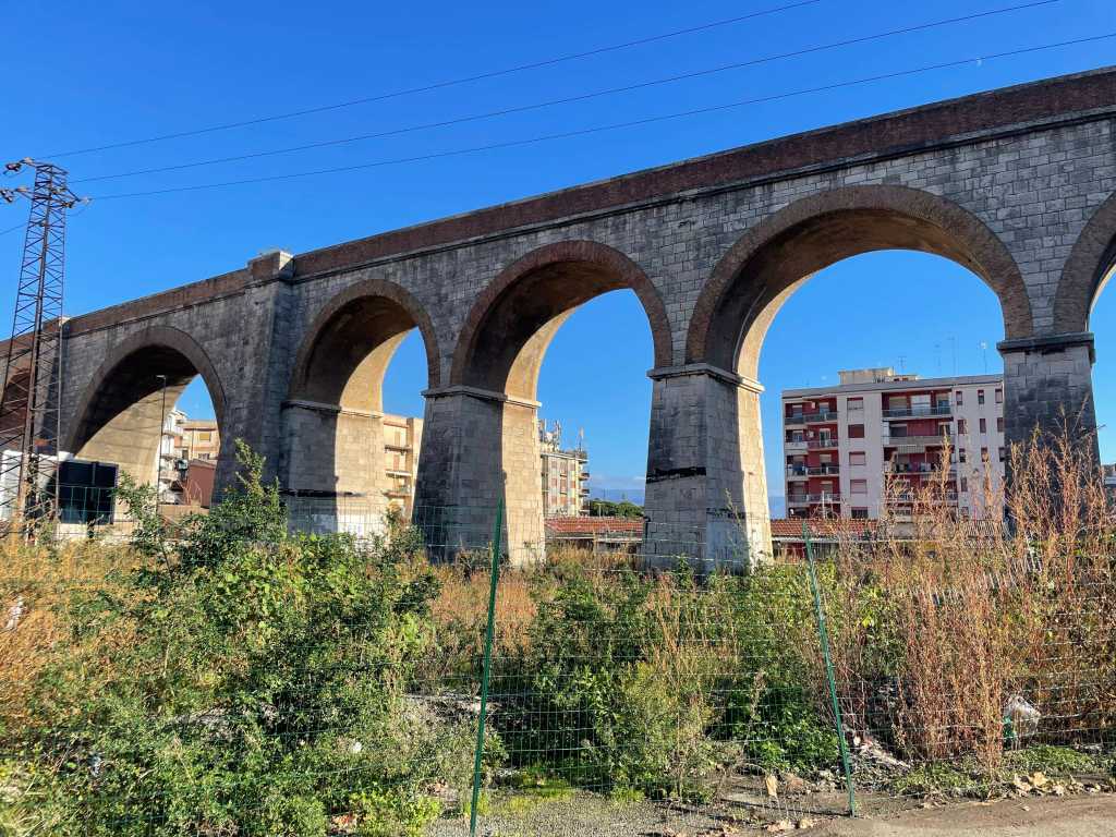 camaro sottomontagna