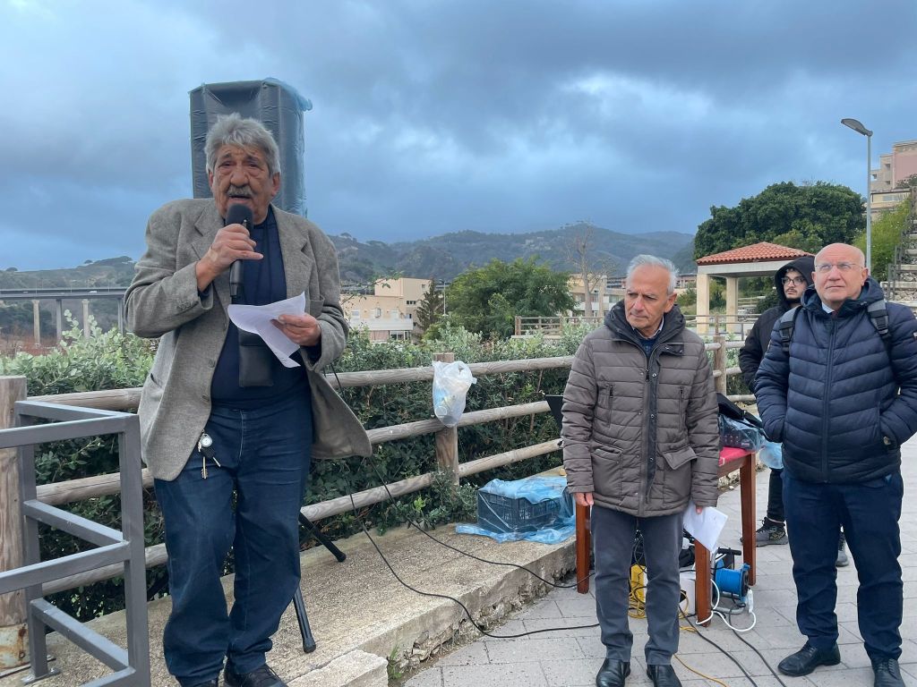 Inaugurazione statua complesso "Casa nostra"