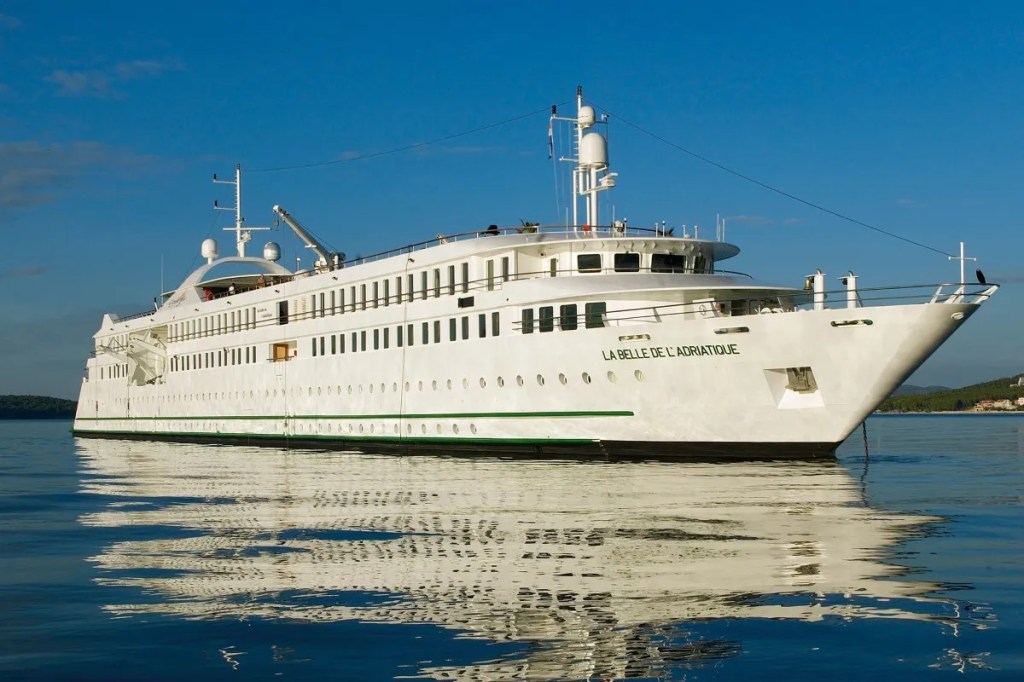 Milazzo nave da crociera La Belle de l’Adriatique