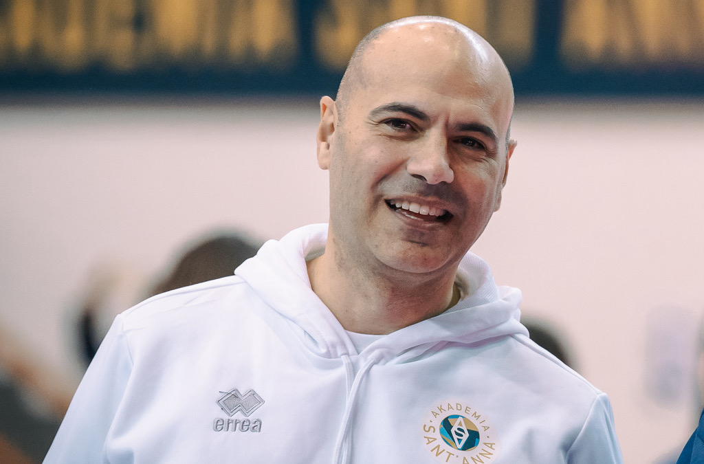 presidente akademia fabrizio costantino sorridente