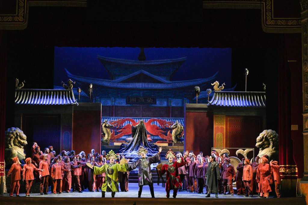 Turandot al Teatro Massimo Bellini di Catania con la regia di Alfonso Signorini