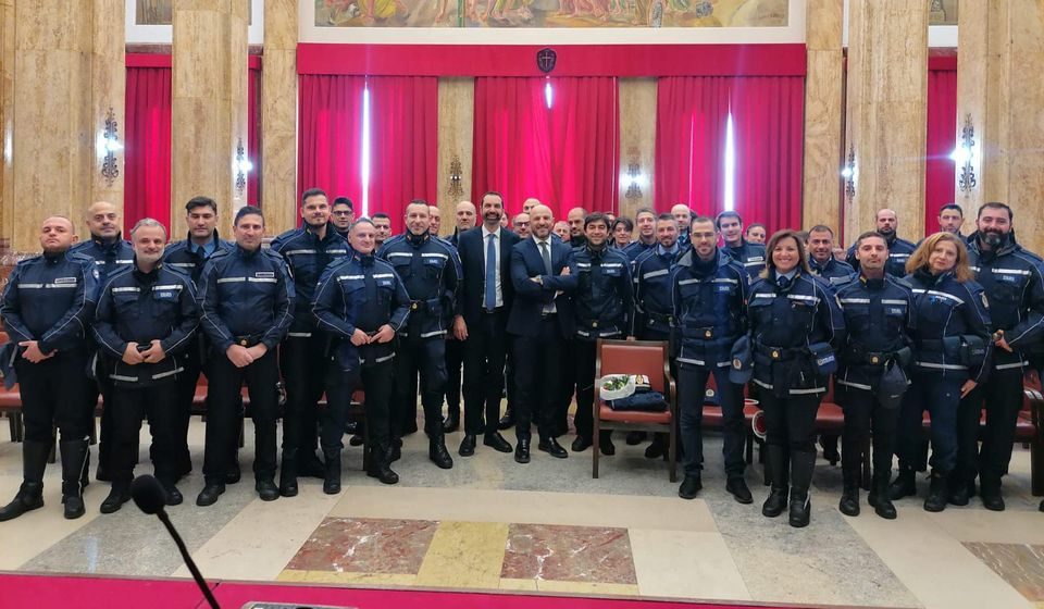 39 vigili urbani specializzati