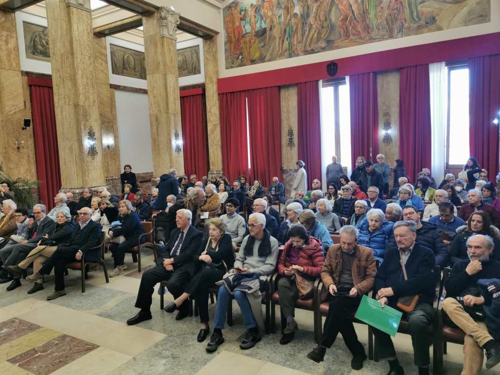 Pubblico per Invece del ponte
