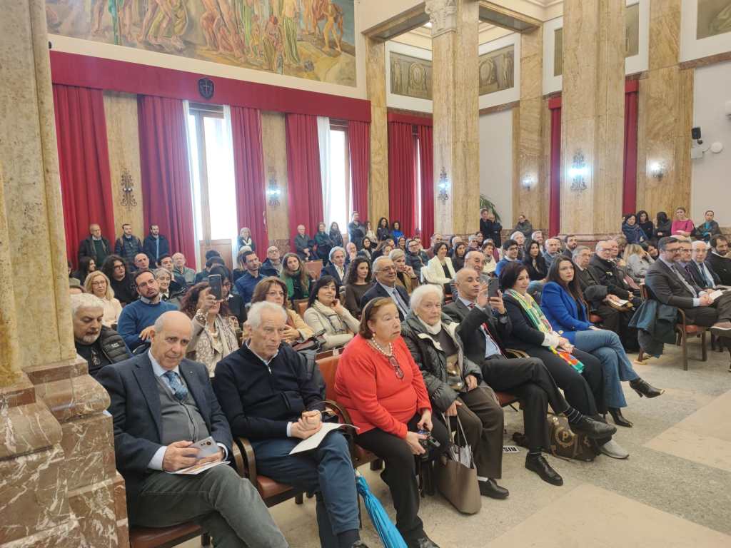 l pubblico  a Palazzo Zanca di “Partire, tornare, restare”: iniziativa del Rotary a Messina