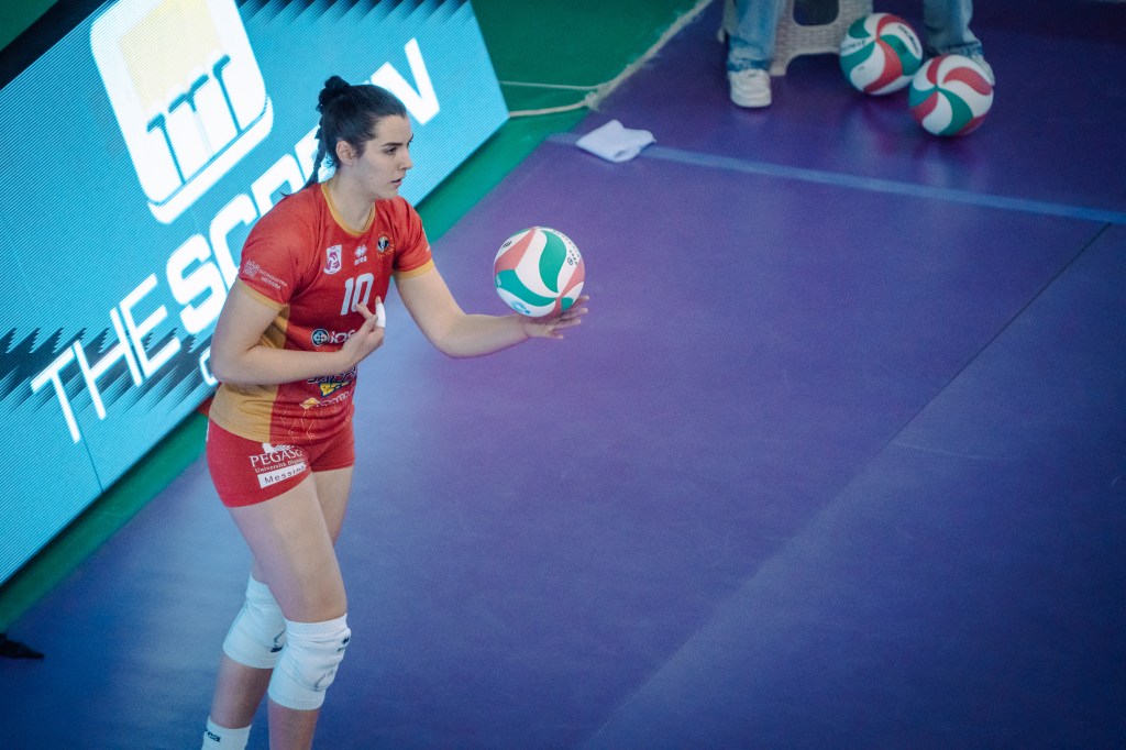 aurora rossetto in battuta