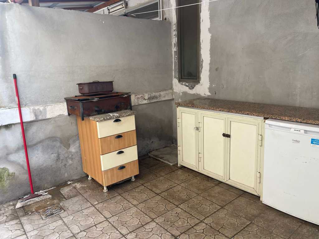 famiglia tidona emergenza fogna