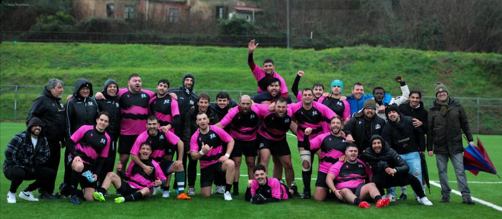 messina rugby squadra che festeggia