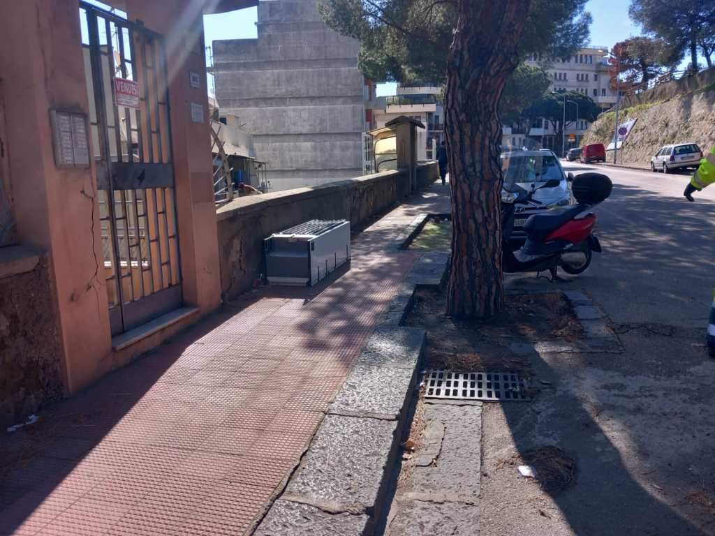 Frigorifero sul viale Regina Margherita