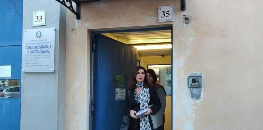 Laura Boldrini all'Opg di Barcellona