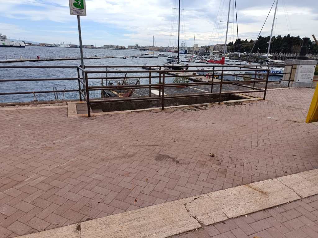 Passeggiata a mare ripulita