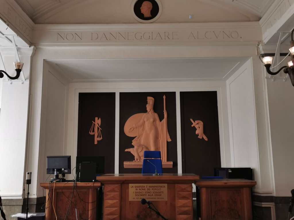 palazzo Piacentini Messina tribunale aula giudice monocratico